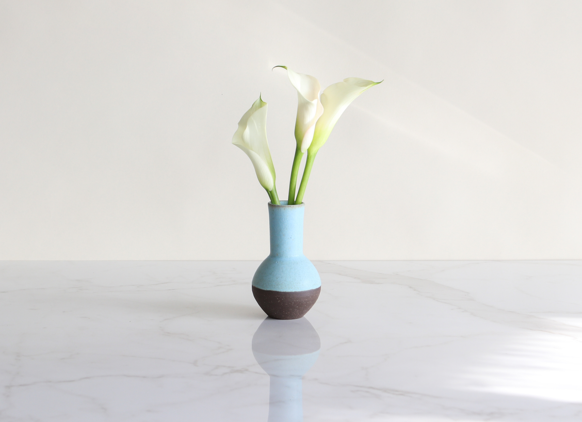 pro-shop-long-bud-vase