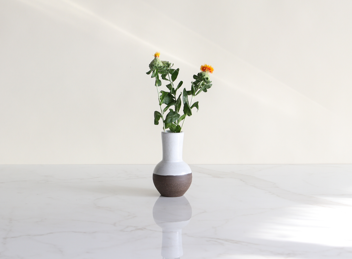 pro-shop-long-bud-vase